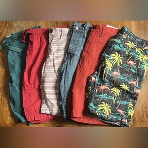 6 Pairs Men’s Medium Shorts Old Navy, GAP